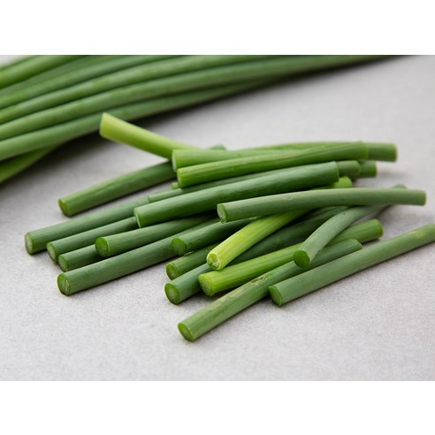 봄의 활력을 담은 신선한 마늘쫑으로 식탁을 풍요롭게!