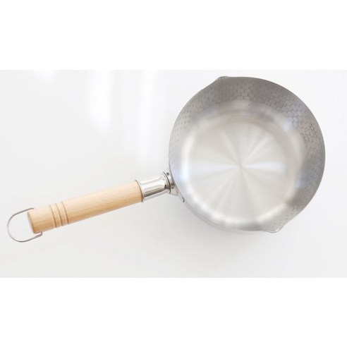 퀸센스 한끼 라면 냄비는 현재 할인가격으로 14,780원에 판매되고 있으며 인덕션 가능여부와 뚜껑포함 여부를 확인할 수 있습니다.