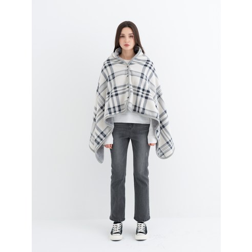 밤새도록 편안한 수면을 위한 포근하고 편안한 코멧 홈 포근 플리스 똑딱이 담요