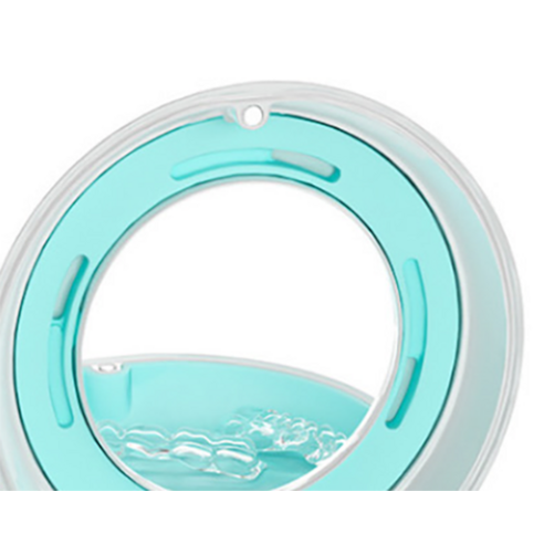 숨 쉬는 케이스로 쾌적하게! 교정 유지 장치 관리의 새로운 기준