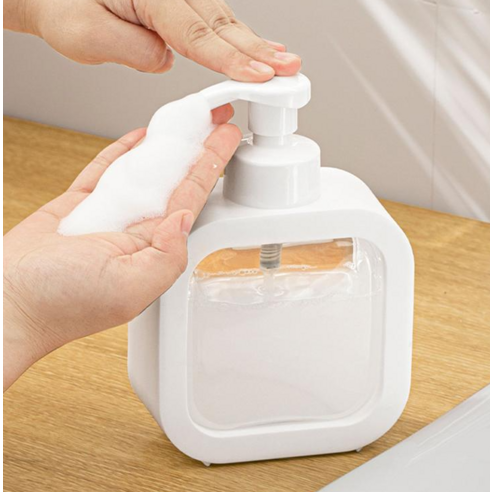 넉넉한 용량과 깔끔한 디자인으로 욕실을 더욱 편리하고 아름다운 공간으로!