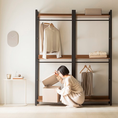 철제 시스템 행거로 옷장 어수선함 해결