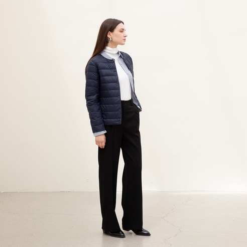 가벼운 따뜻함과 세련된 핏, 엘르 파리 덕다운 숏 자켓으로 겨울 스타일 완성!