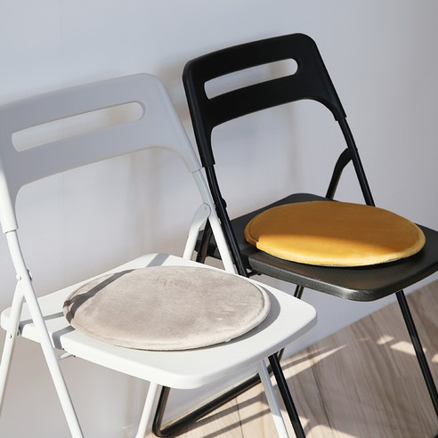 편안하고 세련된 좌석 경험을 위한 벨벳 원형 스툴방석