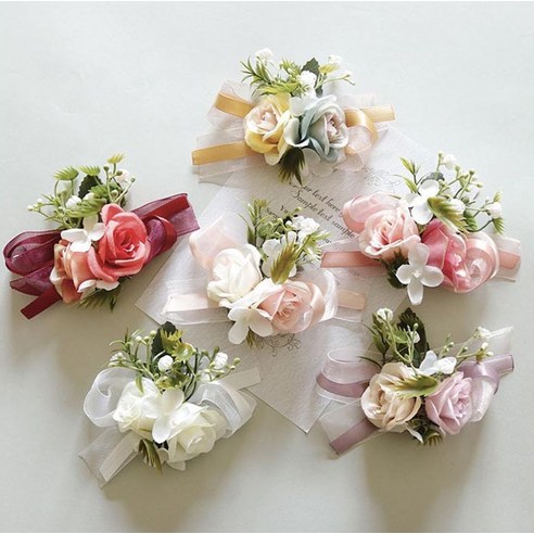 시들지 않는 아름다움, 오즈니 조화 부토니에 리본 코사지