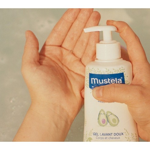 무스텔라 젠틀 클렌징 젤로 아기 피부를 부드럽고 촉촉하게!