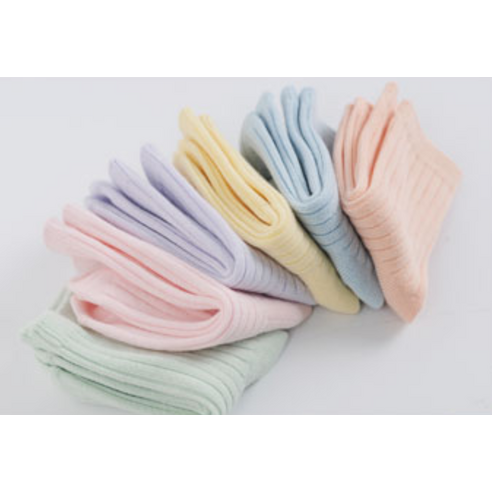 사랑스러운 디자인과 부드러운 착용감으로 우리 아이 발에 행복을 더하는 지앤 아동용 앨리스 파스텔 갑종 양말