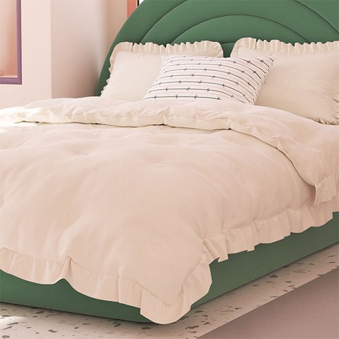 겨울철 동안 최고의 편안함과 세련미를 제공하는 아망떼 크리미 세미마이크로 플란넬 극세사 프릴 차렵이불