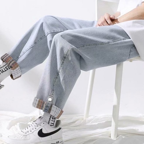 男  時尚  服裝  底部  牛仔褲  長褲  成年男性  成年男人  青年  男裝