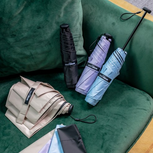 가벼움, 자외선 차단, 스타일까지, 미치코런던 초경량 우산으로 완성하는 일상