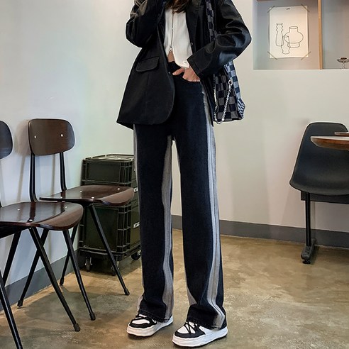 女  時尚  服裝  底部  牛仔褲  長褲  成年女性  成年女性  婦女  女人