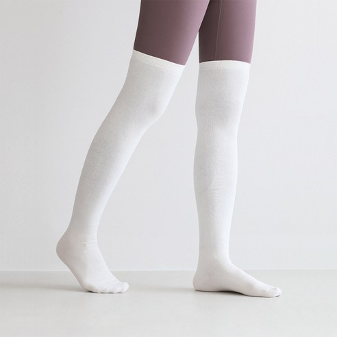 코지라벨 오버니삭스로 마법같은 슬림핏을 경험하세요!