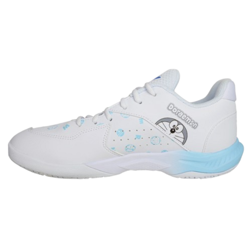 빅터 도라에몽 배드민턴화: 겨울 코트를 빛낼 특별한 만남