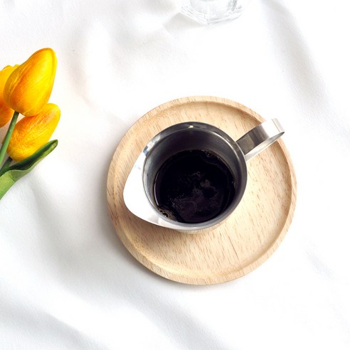 커피와 음료를 즐기기에 완벽한 우아하고 다목적 샷잔