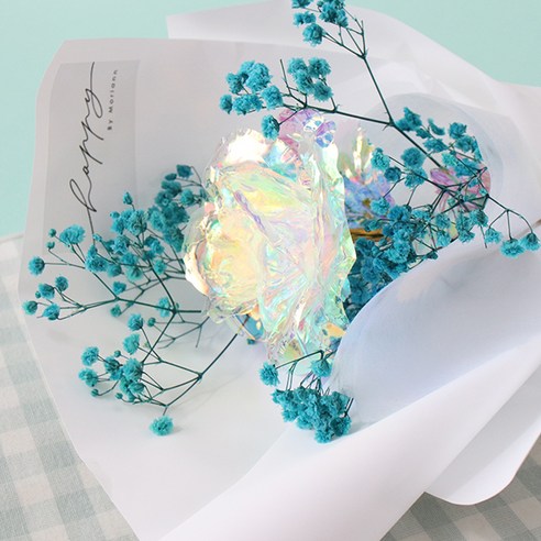 프리저브드 꽃의 영원한 아름다움, 모리앤 홀로그램 조명 꽃다발