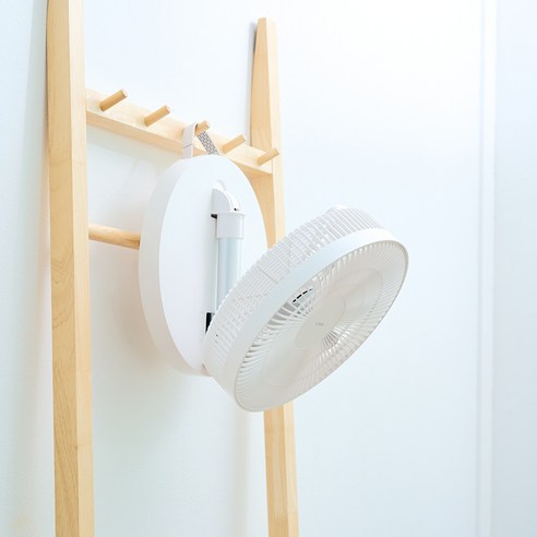 시원함을 따라잡는 보만 7엽 미세풍 무선 선풍기