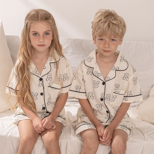 꿈결처럼 포근한 밤을 선물하는 테라우드 아동용 버블코코 요루 반팔 잠옷