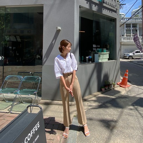 잇진 여성용 +2cm 투버튼 세미 일자핏 슬랙스