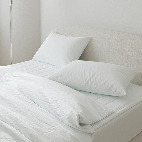 아망떼 이불커버로 매일 밤 구름 위에서 잠드는 듯한 포근함을 경험하세요.