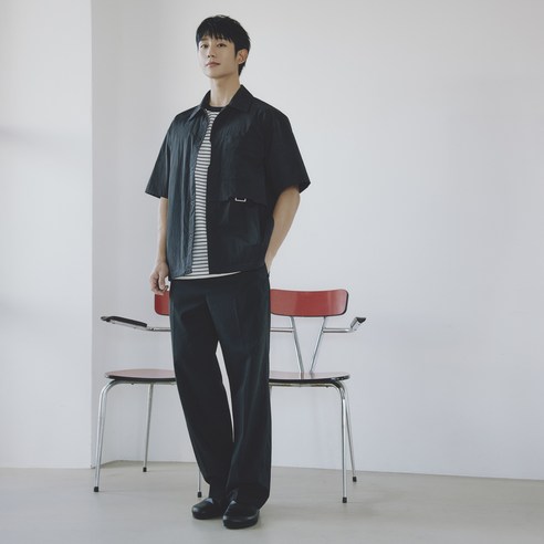 男 時尚 服裝 打底 休閒 短褲 成年男 成年男 青年 男