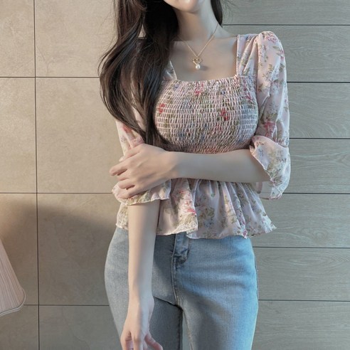女  時尚  服裝  最佳  襯衫  成年女性  成年女性  婦女  女人  淑女
