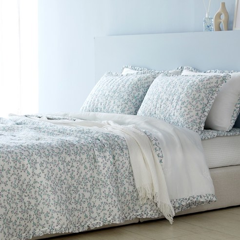 시원하고 부드러운 로라애슐리 몰리 인견 이불로 열대야 극복하고 꿀잠 예약!