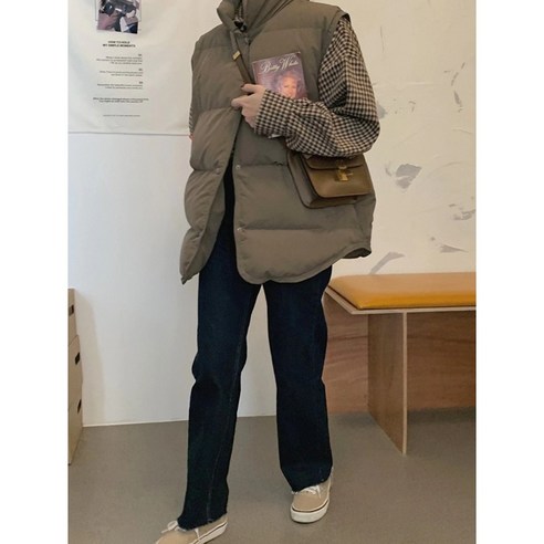 데일리룩의 필수품: 따뜻하고 세련된 앤드스타일 패딩 베스트
