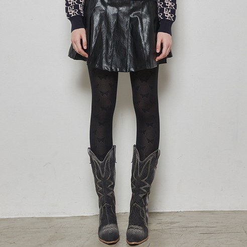 러브이즈트루 OT LEATHER SKIRT