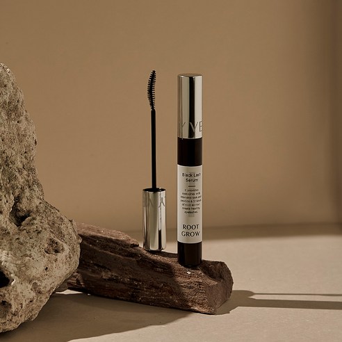 천연 성분으로 속눈썹 건강과 성장을 돕는 프리미엄 세럼