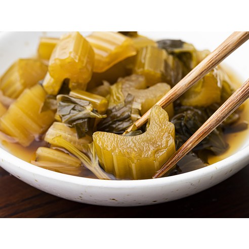 아삭함이 선사하는 밥상의 즐거움, 풀스키친 한입 샐러리 장아찌