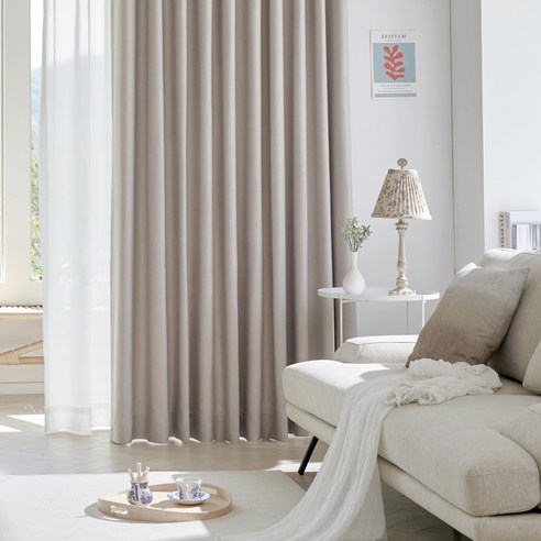 햇살 가득한 오후, 당신의 공간에 드리우는 은은한 아름다움 - 미소홈 리얼 린넨 암막커튼