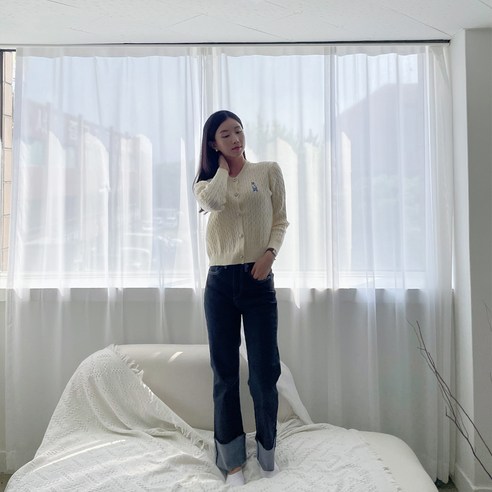 女  時尚  服裝  底部  牛仔褲  長褲  成年女性  成年女性  婦女  女人