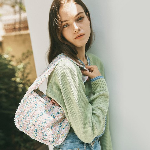 아이아이 CANDY KNIT MINI BAG EEOP1BAY01W