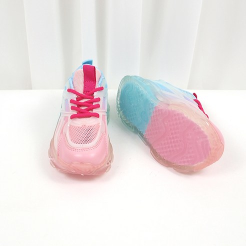 아이 발 건강과 스타일을 책임지는 베베마루 아동용 파스널컬러 운동화