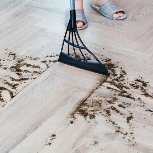 세련된 디자인과 높은 실용성의 청소 도구