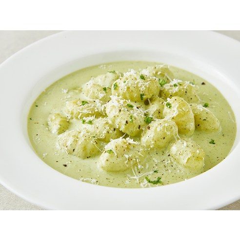 쫀득한 행복, 애슐리 바질크림 뇨끼 파타타로 즐기는 나만의 이탈리아