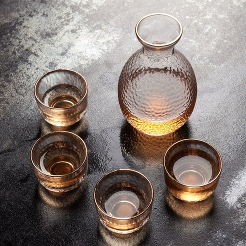 고급스러운 디자인과 품질을 자랑하는 소주잔