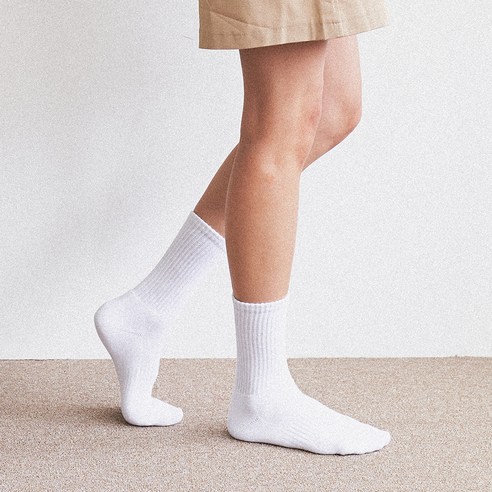 편안한 착용감과 세련된 디자인의 GGRN 여성용 스탠다드 우먼 파일 쿠션 크루 삭스