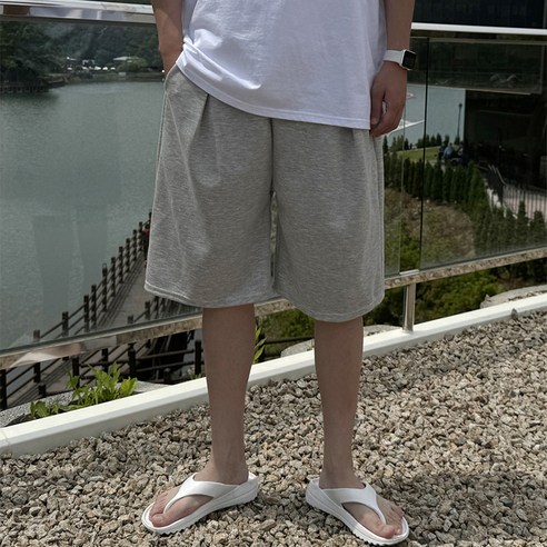 머시따 데일리 트레이닝 버뮤다 핀턱 반바지