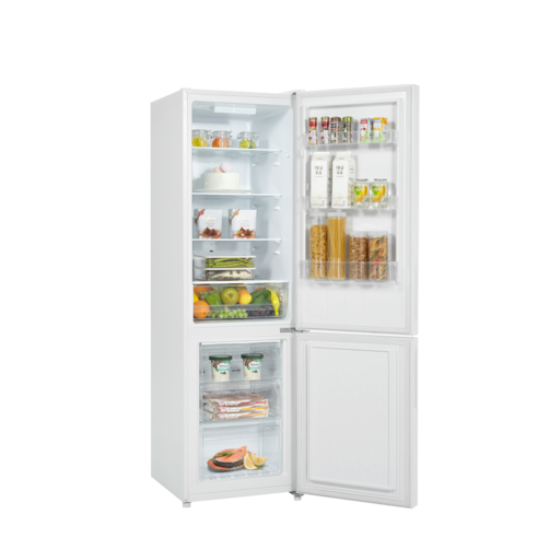 편리한 기능들로 많은 사람들에게 사랑받고 있는 냉장고