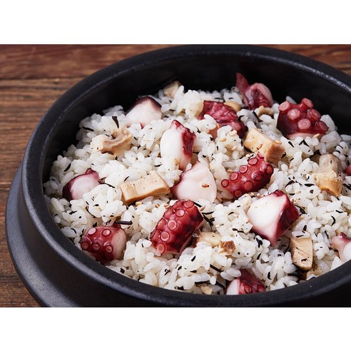 바다를 담은 풍요로운 한 끼, 늘품정 톳 문어솥밥