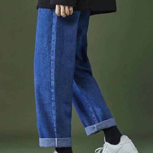 男  時尚  服裝  底部  牛仔褲  長褲  成年男性  成年男人  青年  男裝