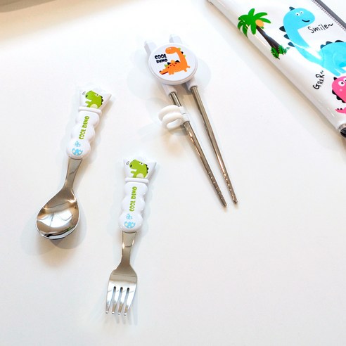 아이의 성장과 식탁 매너를 위한 현명한 선택, 쿨디노 아동용 젓가락 수저포크 세트