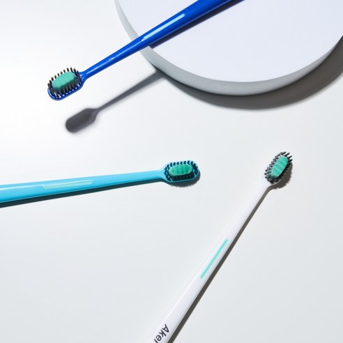 아케이 리빙 하이브리드 이중모 민트블랙 차크칫솔: 깨끗하고 건강한 미소를 위한 경제적이고 효과적인 선택
