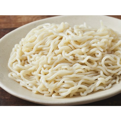 미식 경험을 새롭게 디자인하는 한둘푸드 쫄깃 생두부면