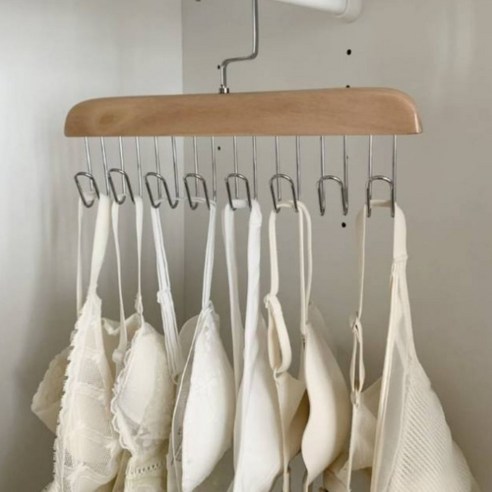 옷장 속 작은 변화, 공감나드리 나무 옷걸이로 삶의 질을 높이다.