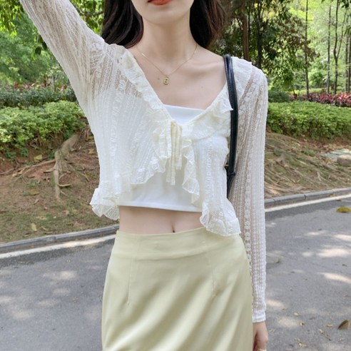 여름철에 필수적인, 매력적이고 통기성 있는 투나인쓰 레이스 크롭 시스루 가디건