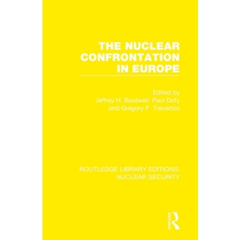 (영문도서) The Nuclear Confrontation in Europe Paperback, Routledge, English, 9780367521844