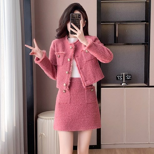 추천제품 가을과 겨울을 빛내 줄 라운드넥 빅사이즈 자켓 소개