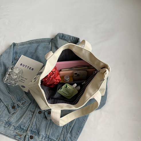 Frokom 캔버스 가방: 단순함 속의 스타일리시한 진정성